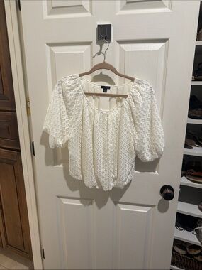 Ann Taylor Ivory Lace Puff-Sleeve Blouse